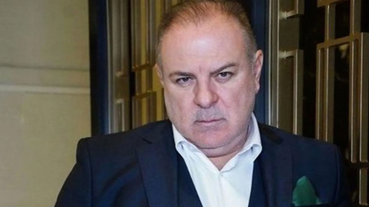 Burak Sergen'den sağlık sistemine övgü: Sanatçı doğru mesaj vermeli