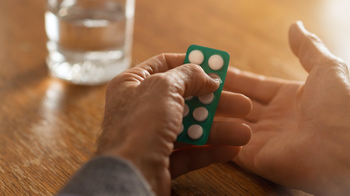 Amerikan Tabipleri'nden kritik uyarı: Kalp-damar hastalığınız yoksa aspirin kullanmayın!