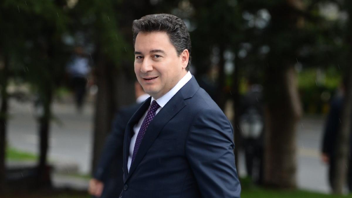 Babacan: Suudi basınına bakınca içim parçalandı