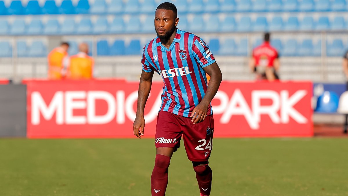 Denswil şampiyonluğu değerlendirdi: Türkiye'de Trabzonspor'dan nefret ediyorlar
