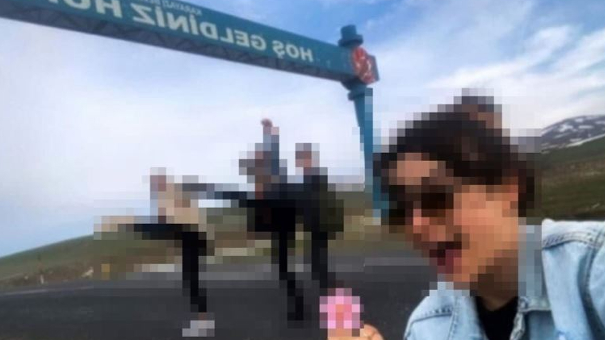 Erzurum'da 4 öğretmen açığa alındı