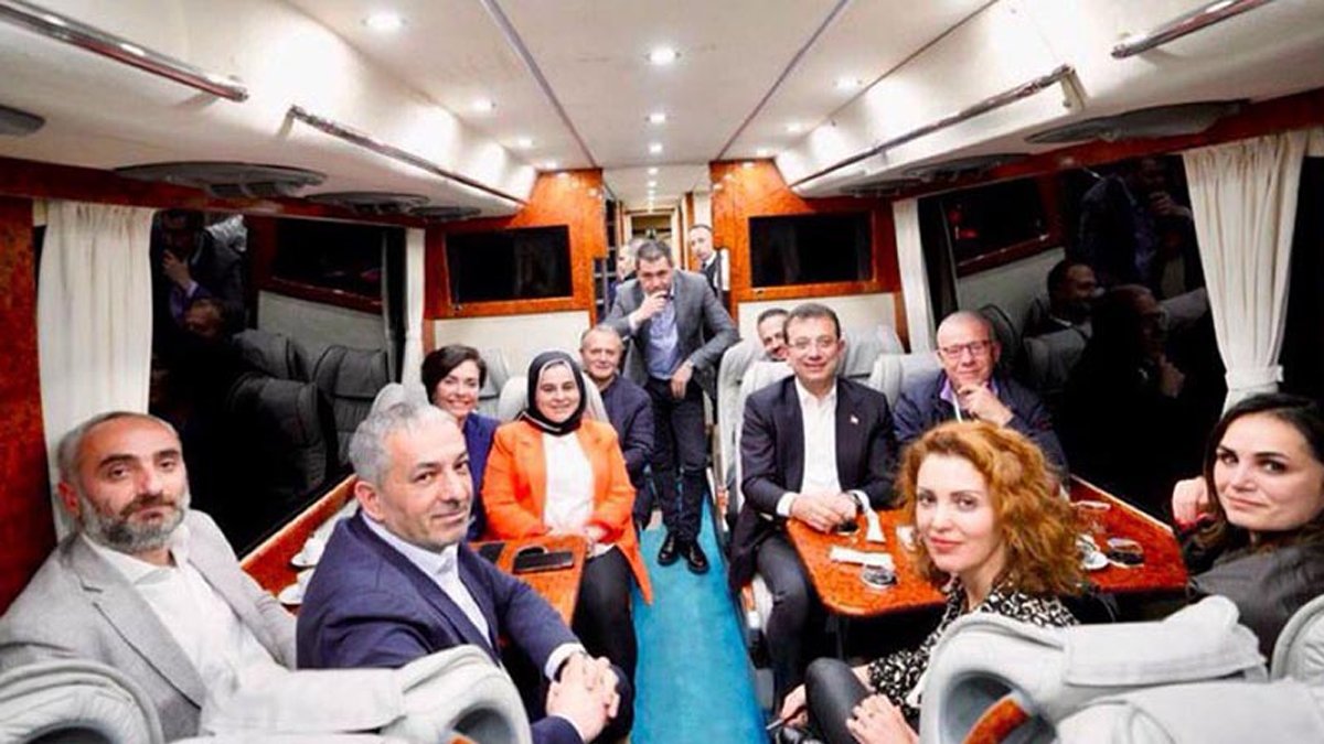 İBB Sözcüsü Ongun tartışma yaratan 'otobüs' fotoğrafını değerlendirdi: Tartışmaları önemsemiyoruz