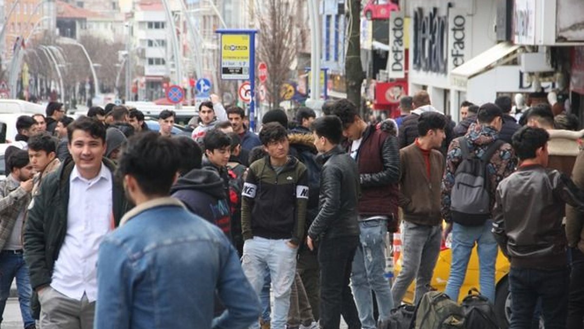 CHP'li Gürsel Tekin İstanbul'un 'Göç Haritası'nı çıkardı