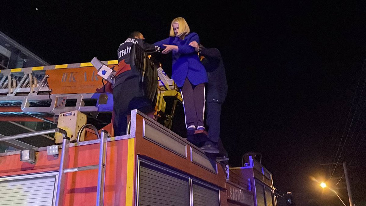 Karabük'te yangın paniği: Mahsur kalanlar böyle kurtarıldı