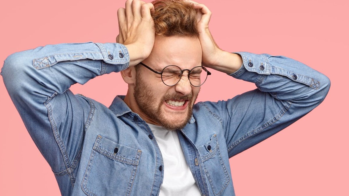 Bu Bitki Zonklayan Baş Ağrılarını  Jilet Gibi Kesiyor! İşte Migren Sinüzit Gibi Baş Ağrılarını 5 Dakikada Yok Eden O Yöntem