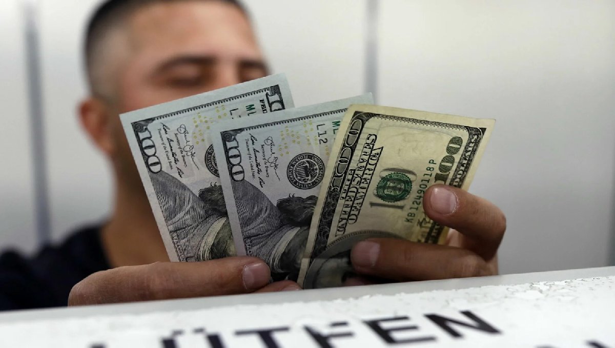 Merkez'in işlem saatlerini kısıtlaması 'kontrollü rejim' anlamına mı geliyor?