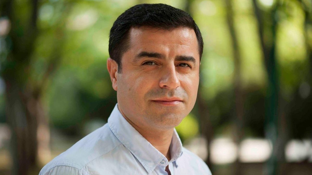 Selahattin Demirtaş'tan muhalefete tepki: Artık kendinize gelin