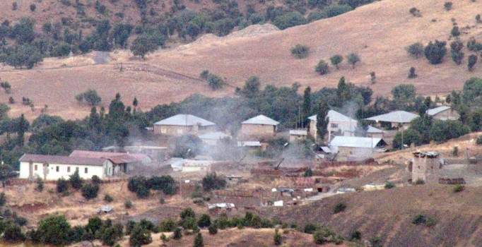 Son dakika! Şemdinli ilçesindeki iki askeri bölgeye saldırı