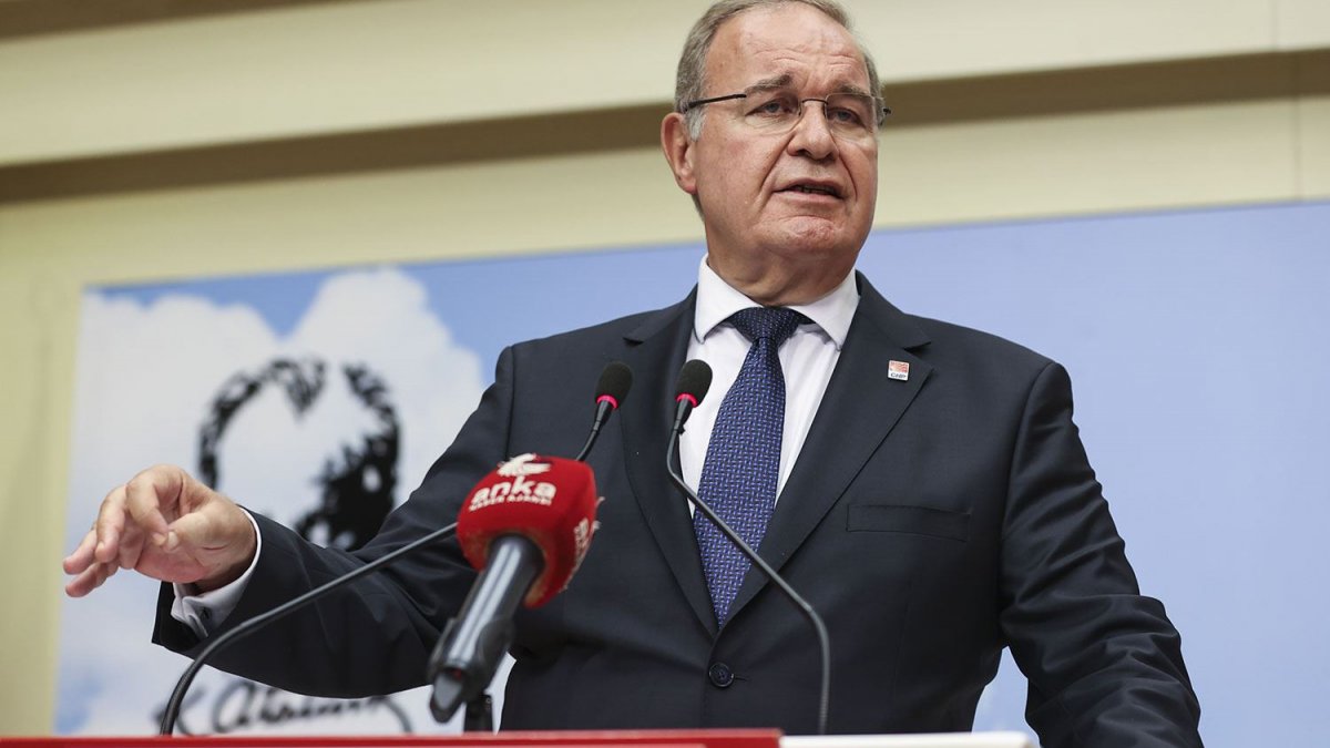 Faik Öztrak'tan 'Cahit Özkan' yorumu: Bu ucube rejim, doların yeşili için daha çok saray evladını yer