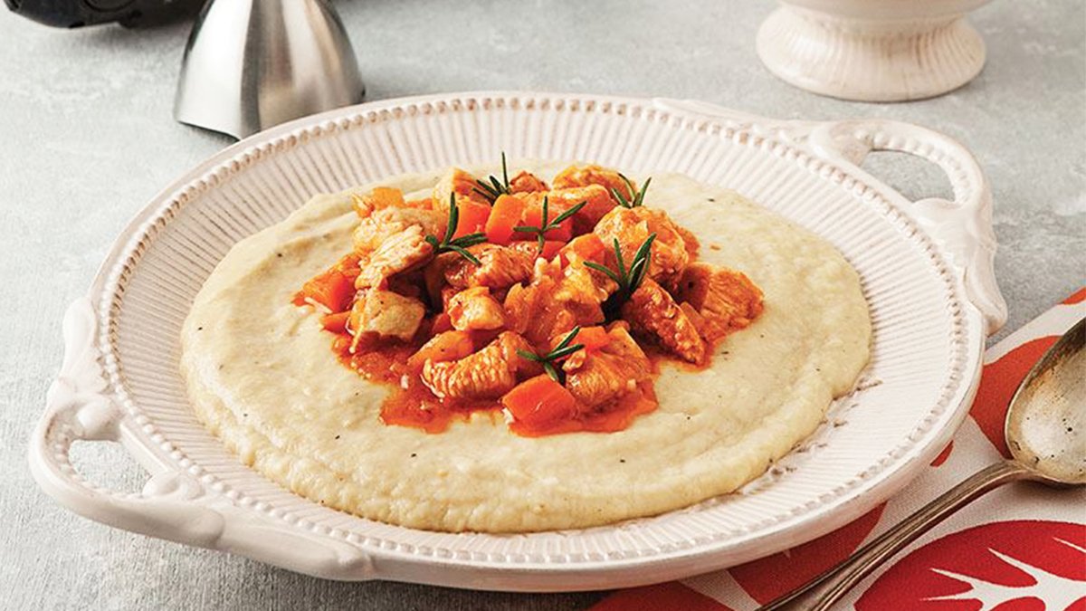 Tavuk Hiç Bu Kadar Lezzetli Olmamıştı! İşte Herkesin Beğeneceği Tavuklu Hünkarbeğendi Tarifi!