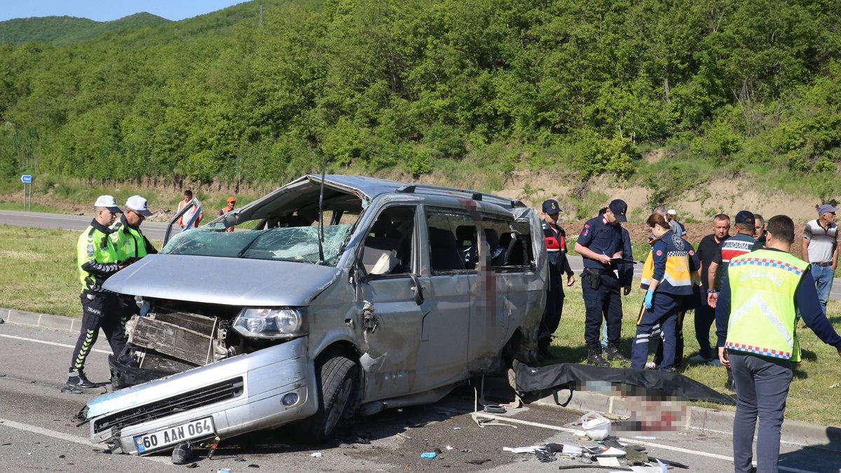 Tokat'ta katliam gibi kaza! Ölü ve yaralılar var