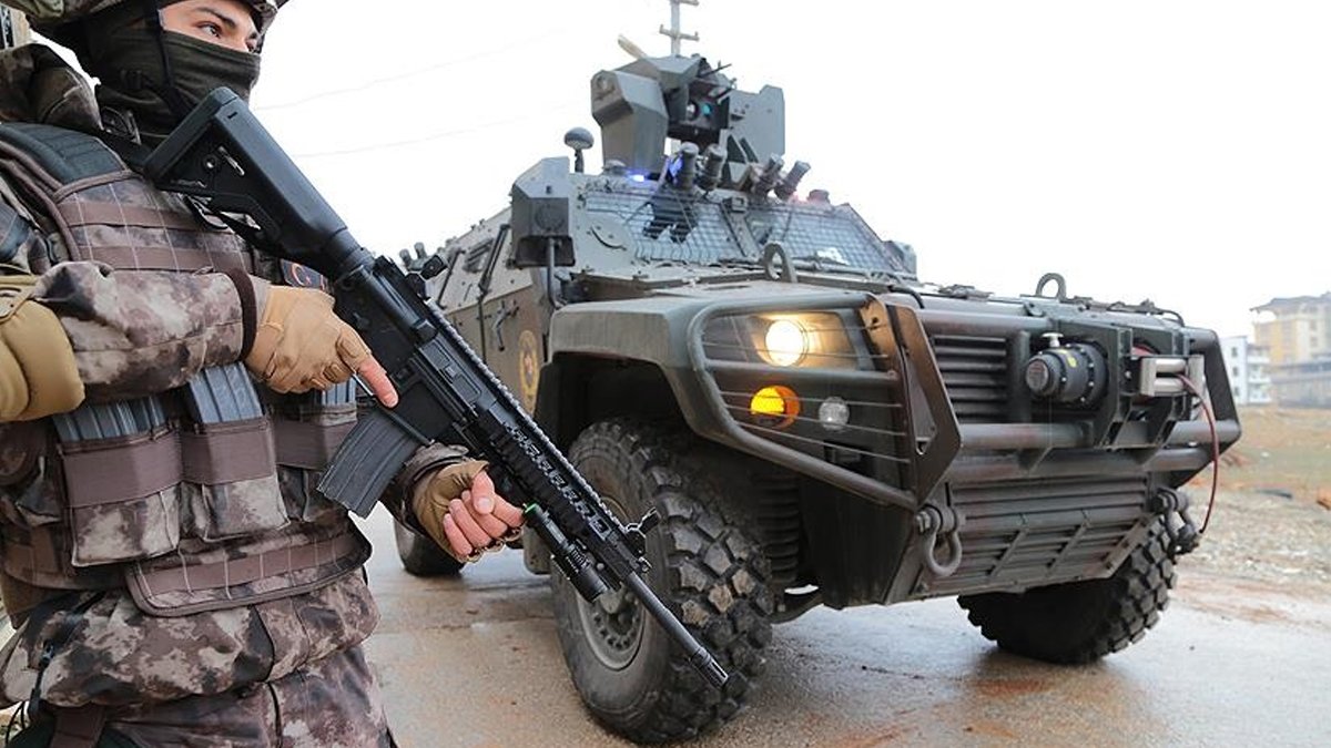 Bitlis'te operasyon öncesi sokağa çıkma yasağı