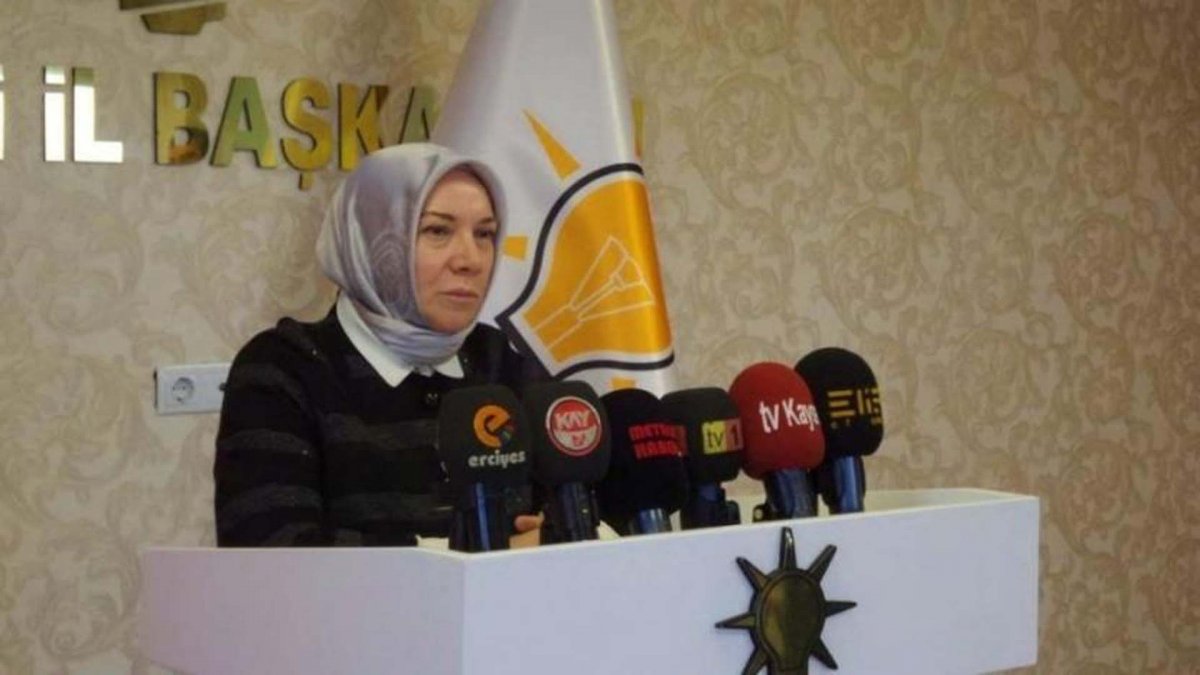 AK Partili vekilden gençlere evlilik ve çocuk tavsiyesi: Erken evlenin çok çocuk yapın