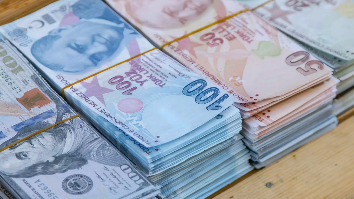 Bloomberg'ten Merkez Bankası kararı öncesi kritik değerlendirme: Türk Lirası için 'felaket' öngörüsü