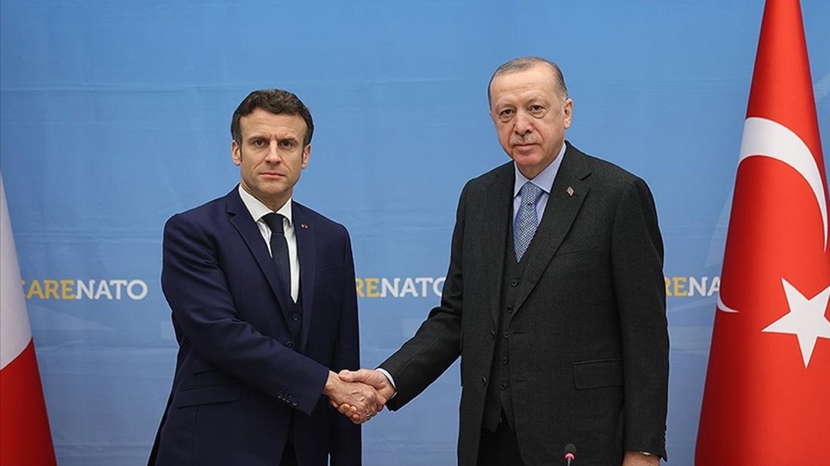 Cumhurbaşkanı Erdoğan, Fransız mevkidaşı Macron'la görüştü