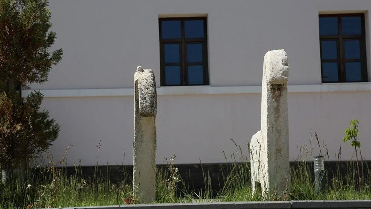 Kırmızı bültenle aranan tarihi mezar taşı bulundu