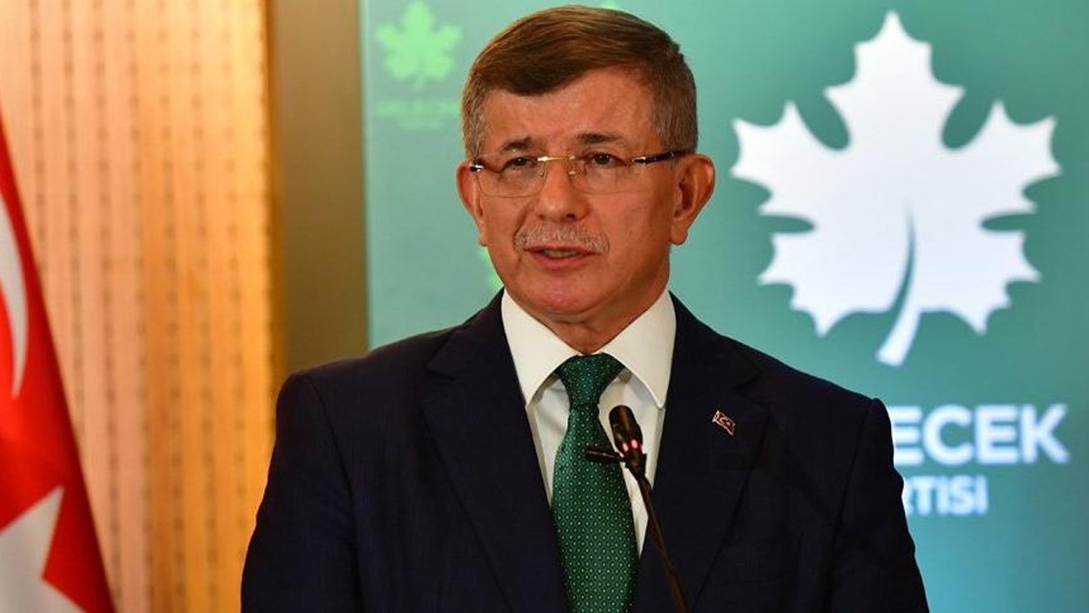 Davutoğlu 5 lideri etiketleyerek paylaştı: Türkiye’nin masası