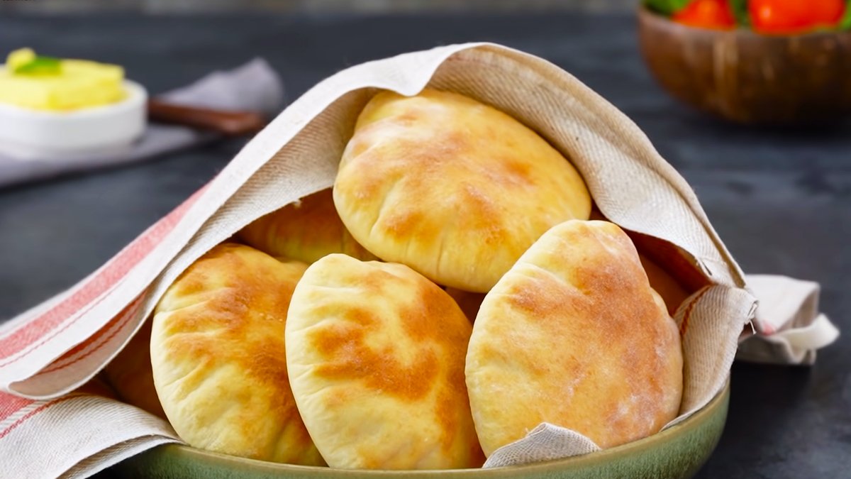 Pita Ekmeğini Yiyenler Kendini Durduramıyor! İşte Tıklanma Rekorları Kıran Meşhur Pita Ekmeği Tarifi