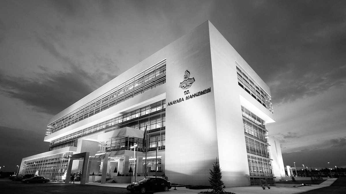 Anayasa Mahkemesi’ne bireysel başvuru ve yargılama organlarının yükümlülükleri