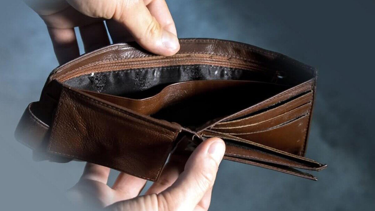 Ünlü İsimden 'Sefiller Anlamıyor' Paylaşımı! Sosyal Medyayı Sallayan Zam Yorumu