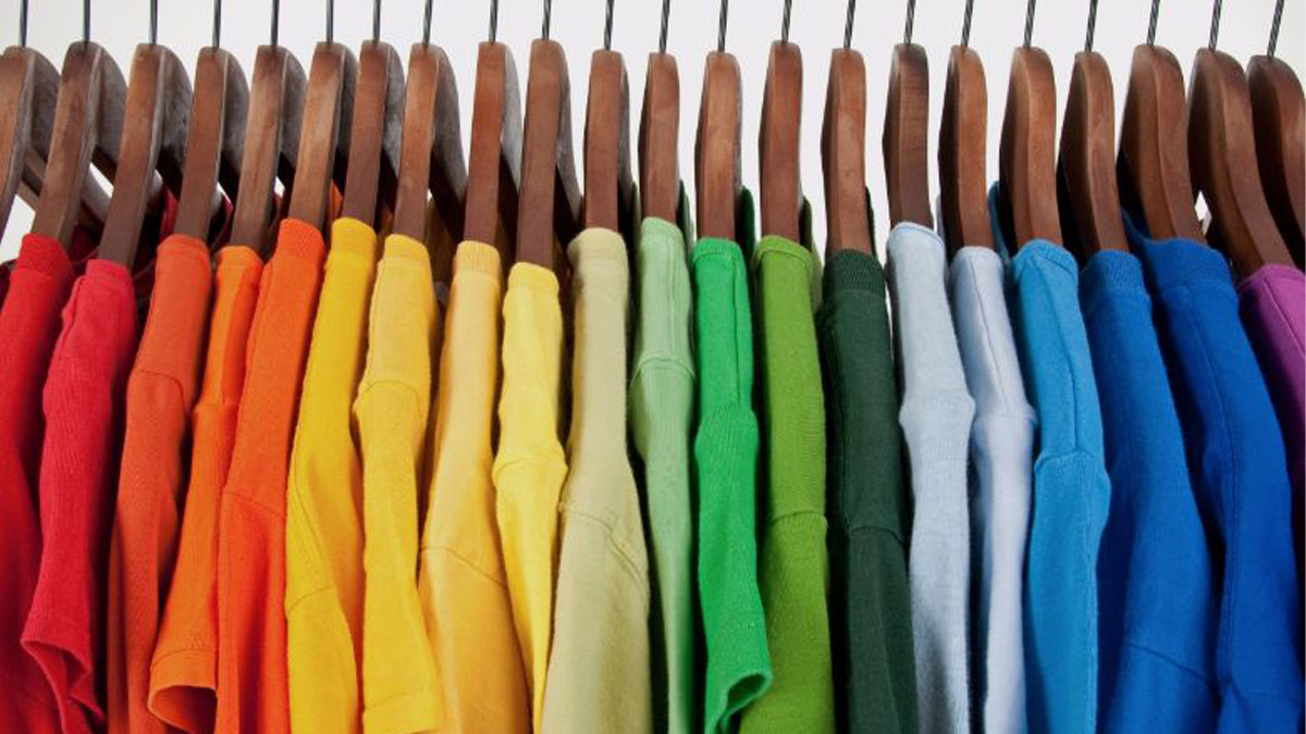 Giysilerinizin Rengi Kişiliğiniz Hakkında Ne Söylüyor? İşte Biz Cevabını Bulduk!