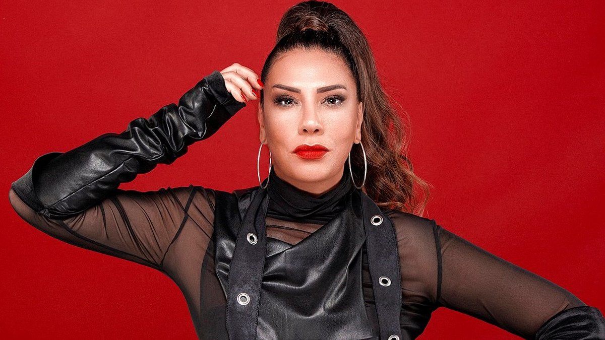 Tepki yağmıştı: Melek Mosso'nun yerine sahne alacak Işın Karaca'dan açıklama