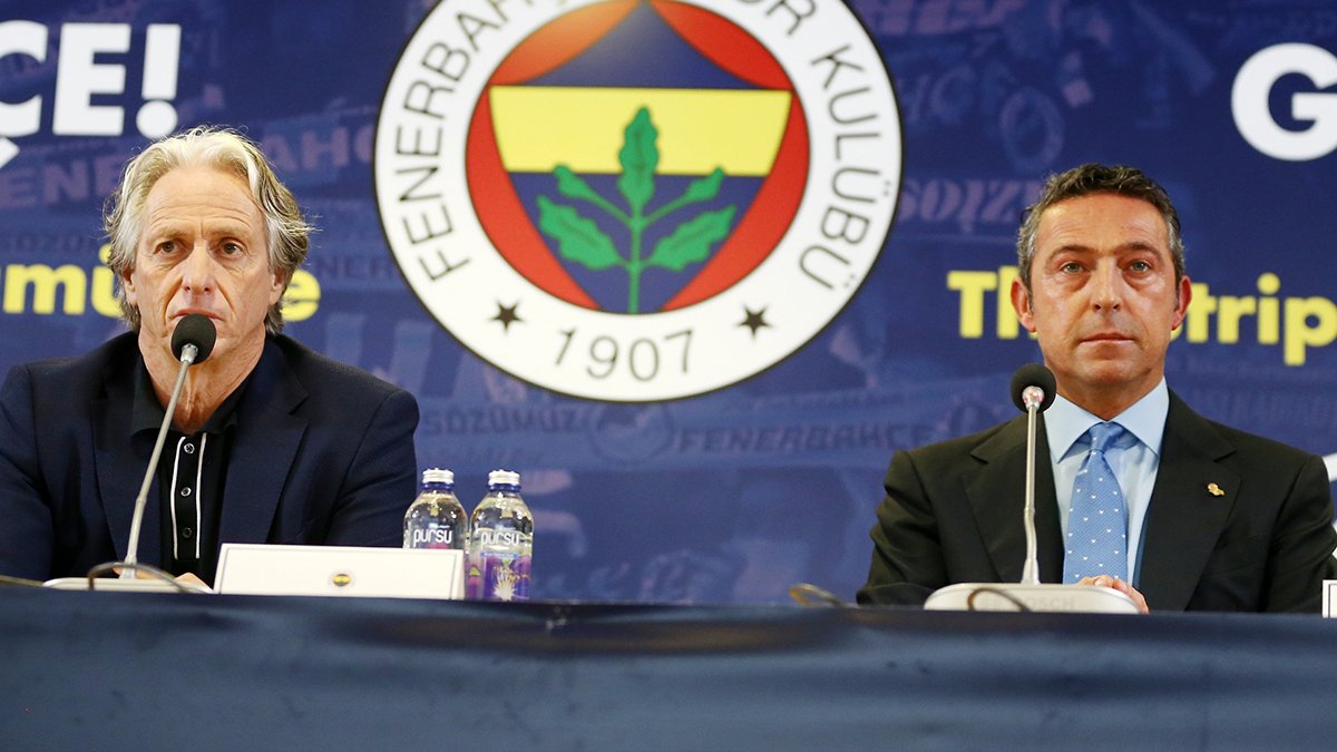 Jorge Jesus'tan Mesut Özil'e kötü haber: Canlı yayında kararını açıkladı