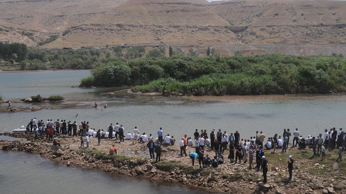 Dicle Nehri'nde akıntıya kapılan 2 çocuğun cansız bedeni bulundu