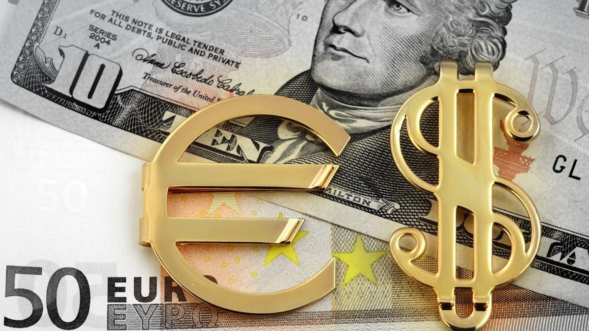 Piyasaların ateşi düşmüyor! Dolar ve eurodan bir rekor daha