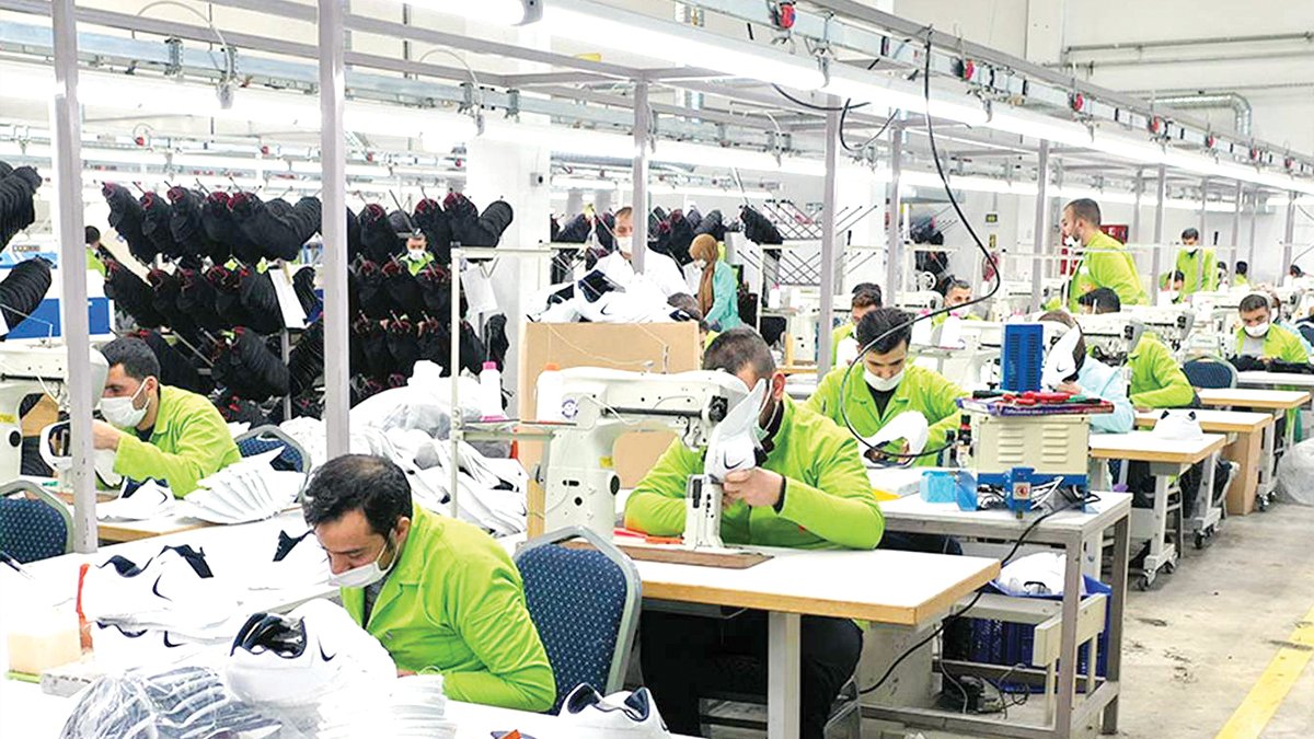 Çarklar yoksulu öğütüyor