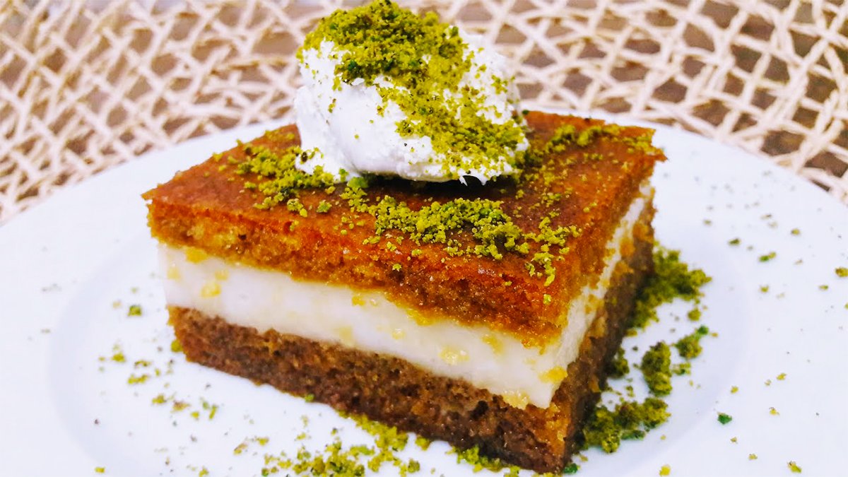 Milyonlarca Kişinin Merak Ettiği O Tarif! İşte Şerbetini Tam Çeken Kuru Yeri Kalmayan Ekmek Kadayıfı Tarifi