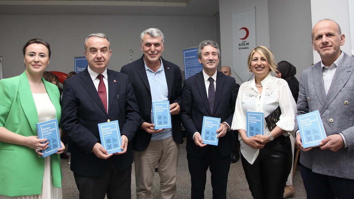 “Depremler Dirençli Şehirler ve İstanbul” kitabının tüm geliri Kızılay’a bağışlanacak