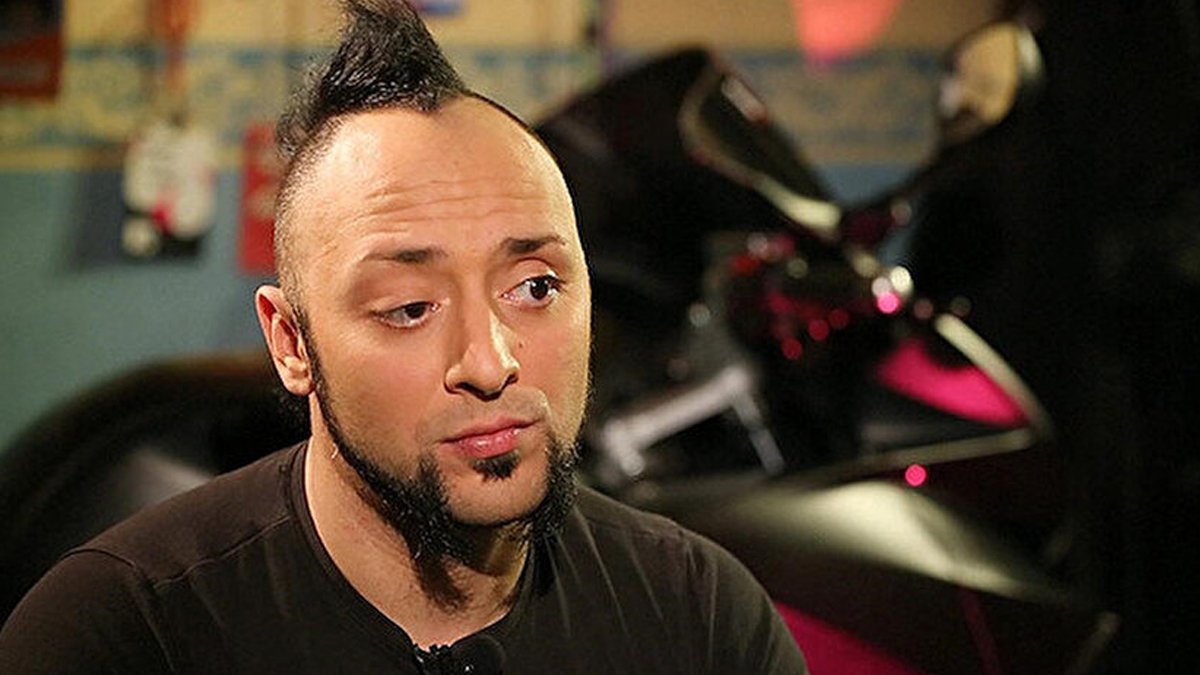 Hayko Cepkin'den akaryakıt zammına şiirli tepki