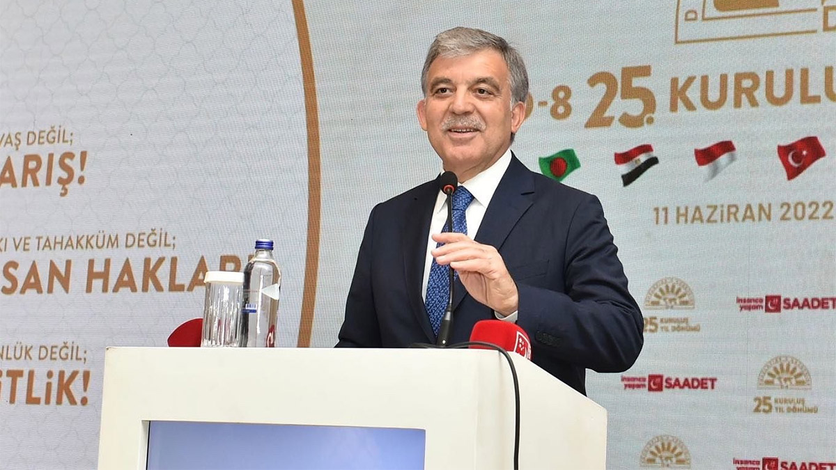 Abdullah Gül, D-8 Zirvesi’nde konuştu: Savaşı başlatmak kolay bitirmek zor