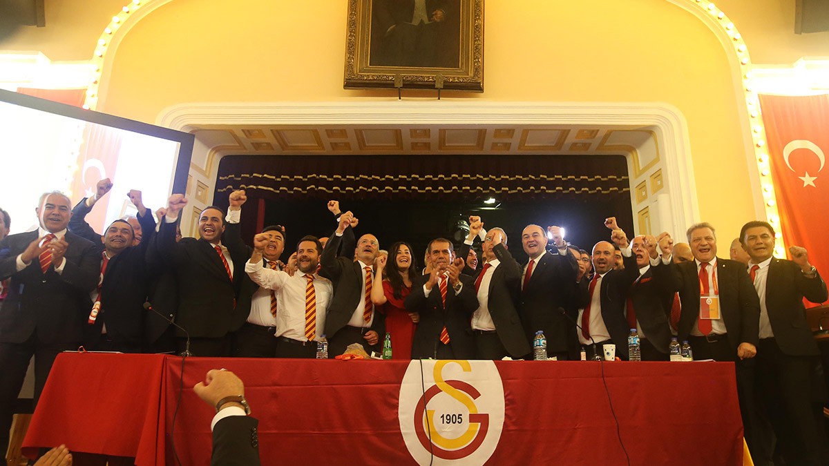 Galatasaray'ın yeni başkanı belli oldu: Dursun Özbek