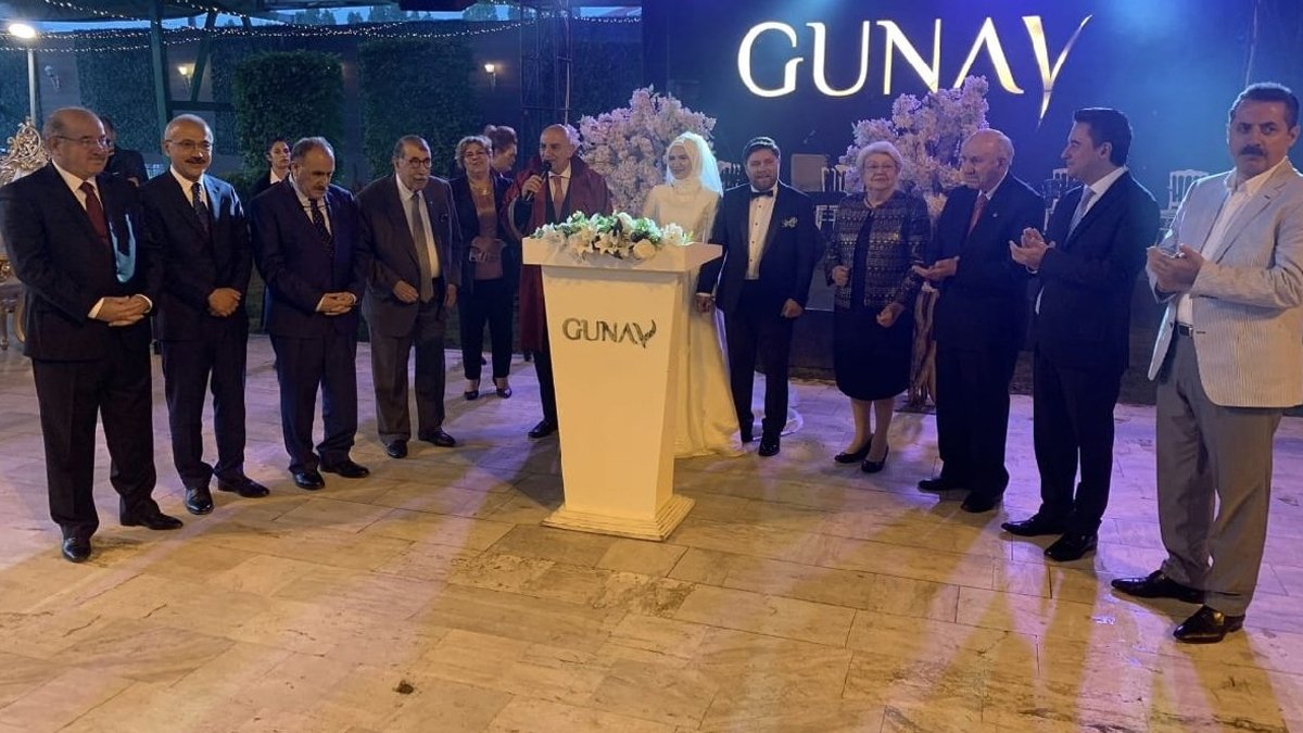 Eski AYM Başkanı Haşim Kılıç'ın oğlu evlendi