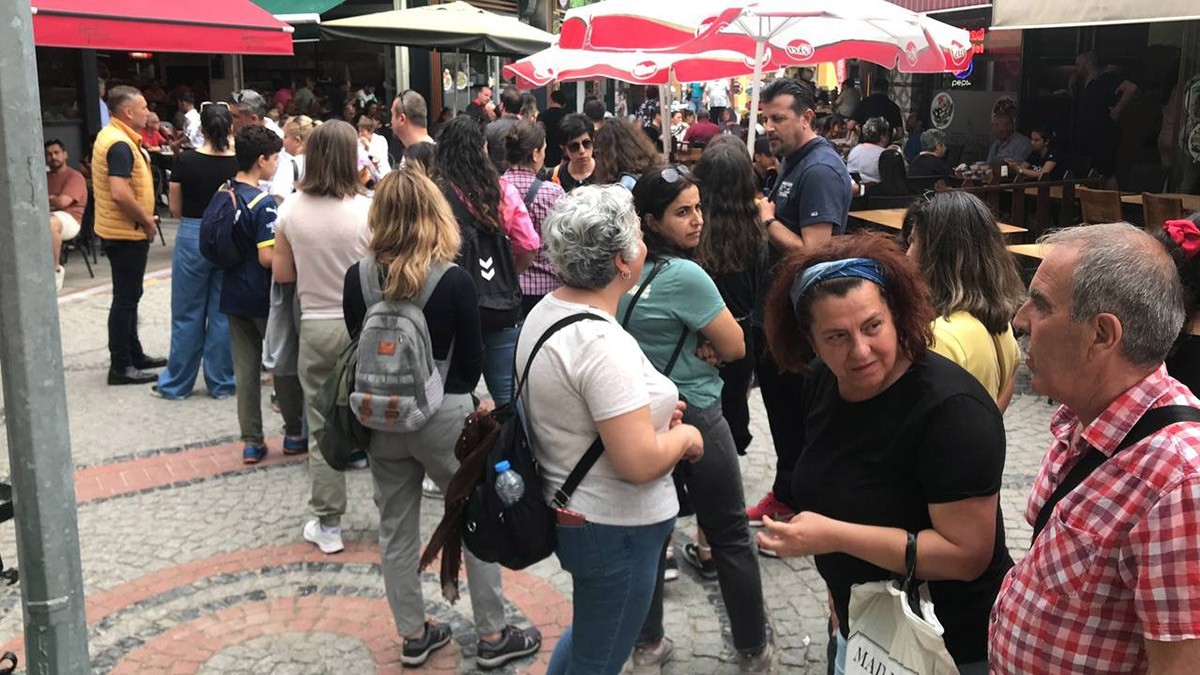 Bulgarların Edirne'de ucuzluk kuyruğu: 'Türkiye'den çok memnunuz'