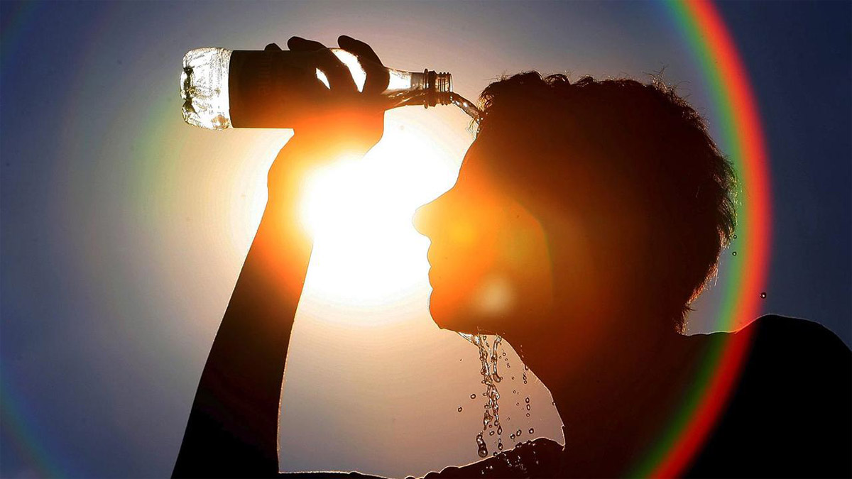 Sıcak Hava Başınıza Değil Midenize ve Kalbinize Vuruyor! Uzmanlar Uyardı İşte Güneşin ve Sıcak Havanın Zararları