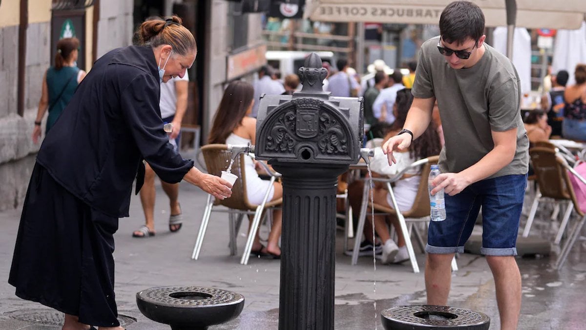 La Spagna sta arrostendo!  La capitale sarà di 43 gradi