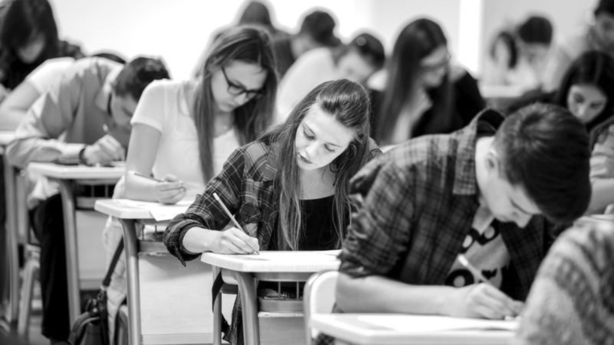 Çalınan mektup, sembolik düzen ve biten eğitim-öğretim sezonumuz