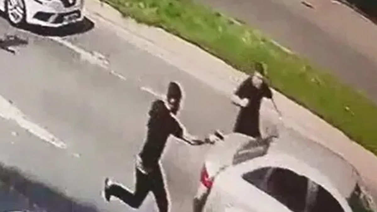 Trafik Işıklarında Korkunç İnfaz! İstanbul'un Göbeğindeki Olay Anbean Kameralarda -KARAR