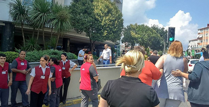 İstanbul Kadıköy'de bomba alarmı - Son dakika haberleri