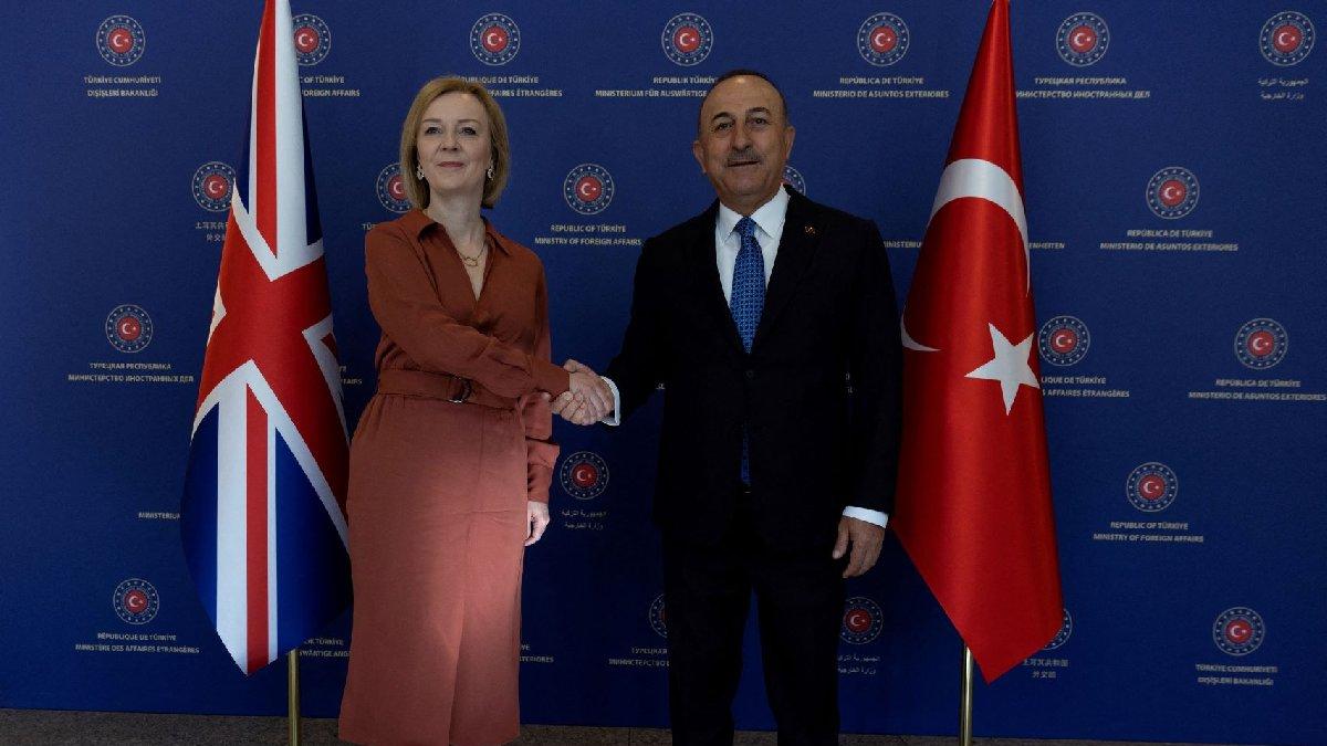 Çavuşoğlu ile İngiliz mevkidaşından ortak açıklama:  Tahıl krizi nasıl çözülecek?