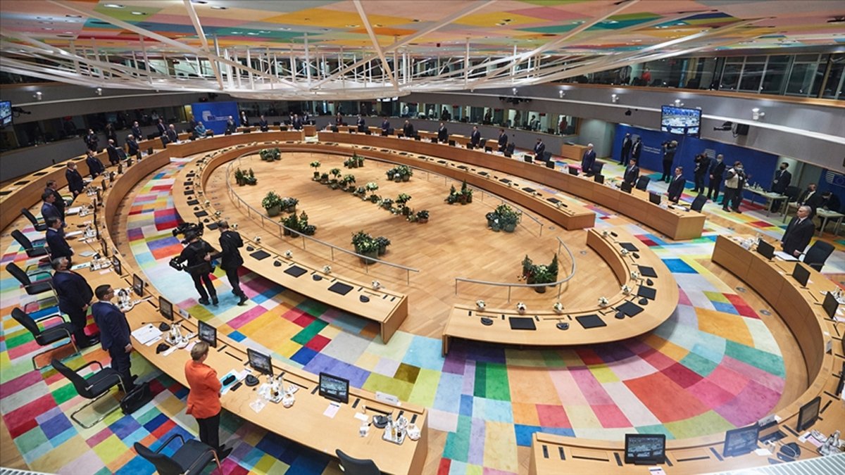 Brüksel Atina'ya arka çıktı: AB'den Türkiye’ye 'Ege' uyarısı