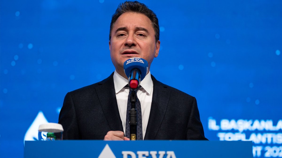 Emeklileri dinleyen Babacan iktidara yüklendi: Seçime kadar çözüm yok