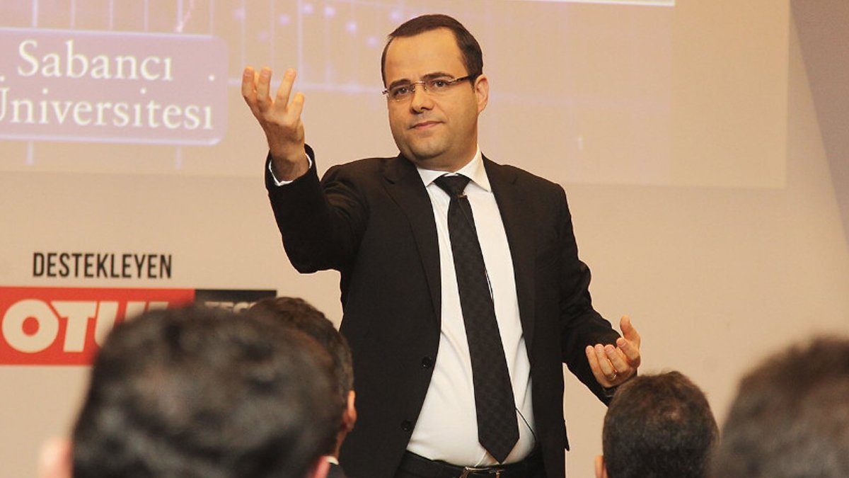 'Bunu hiçbir zaman yapmayın' diyen Özgür Demirtaş'tan yatırım uyarısı! Bankaların kredi notu güncellendi