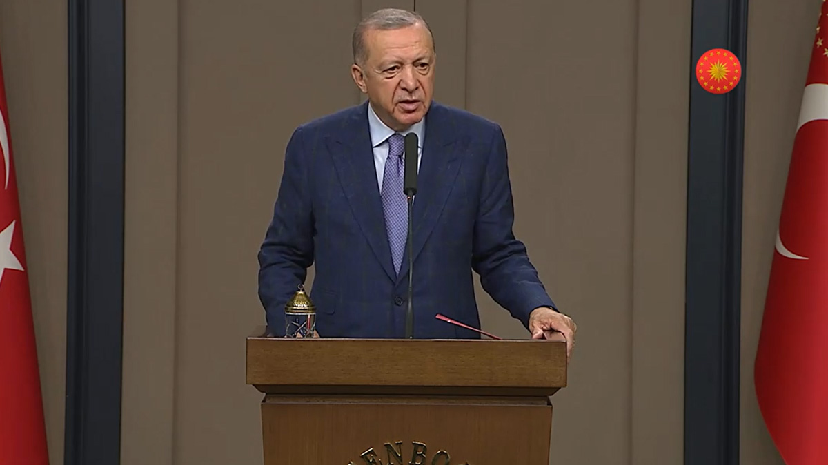 Erdoğan NATO Zirvesi öncesinde Biden'la görüştü: Tekrar görüşmek istedi biz de 'olabilir' dedik