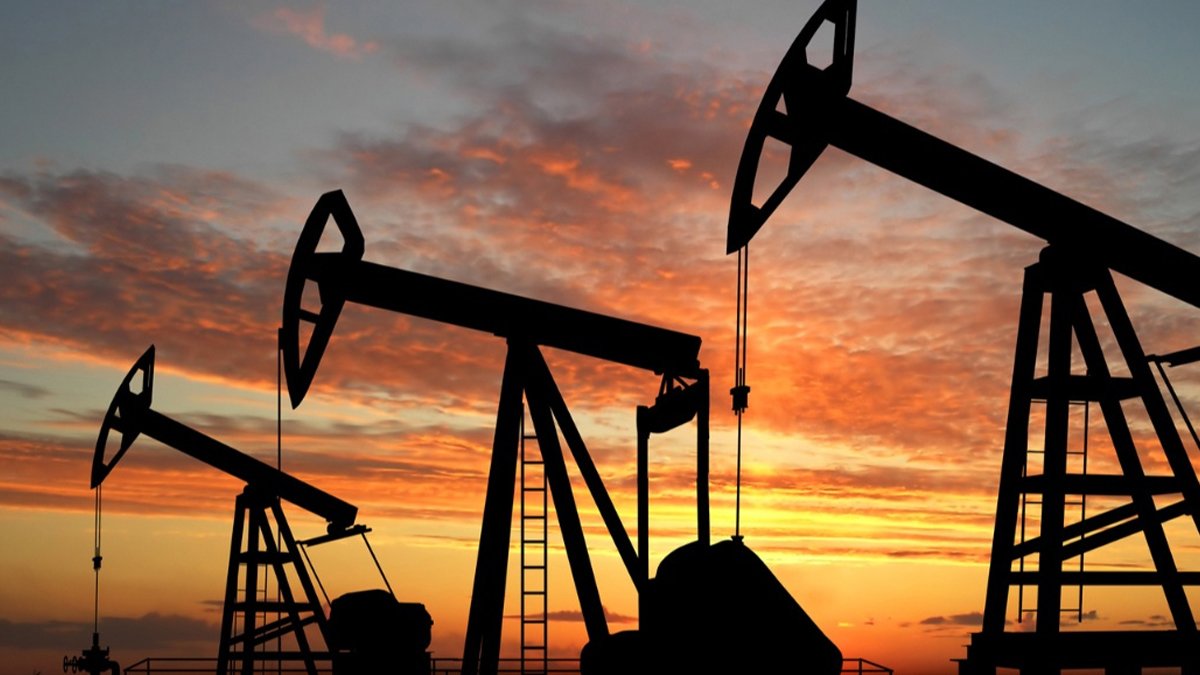 Petrol fiyatları ile ilgili şok iddia: Fiyatların düşmemesi için... KARAR