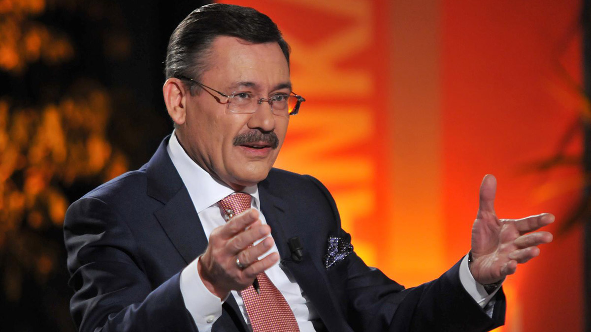 Melih Gökçek sosyal medyadaki paylaşımı gerçek sandı: Yeraltında 6 milyar dolarlık jelibon bulundu