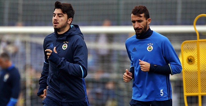 Mehmet Topal'dan üzücü haber; Şampiyonlar Ligi ön eleme maçında oynayamayacak